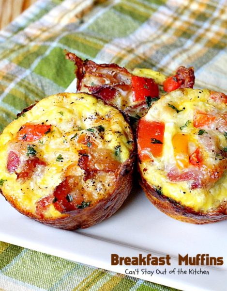 Breakfast Muffins | Can't Stay Out of the Kitchen | these #muffins are so cute and irresistible. They have a #hashbrown crust filled with #bacon #eggs and #cheese. Every mouthful is so scrumptious you won't want to stop at just one! #glutenfree #breakfast 