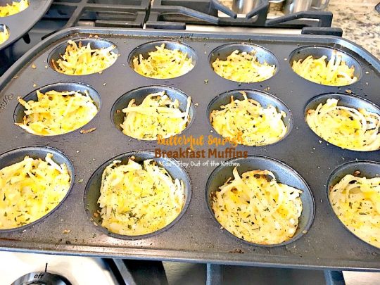 Butternut Squash Breakfast Muffins | Can't Stay Out of the Kitchen | Oh my goodness we LOVED these #breakfast #muffins. These are made with #butternutsquash and so divine! #vegetarian #glutenfree