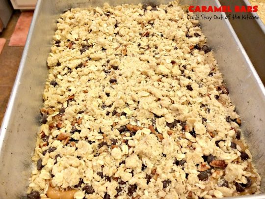 Caramel Bars (a.k.a. Turtle Bars) | Can't Stay Out of the Kitchen | these decadent & divine #brownies are like eating #TurtleCandies! They're filled with #chocolate chips, #caramels & pecans in a scrumptious streusel topping & crust. Perfect for #holiday baking & #Christmas #cookie exchanges.