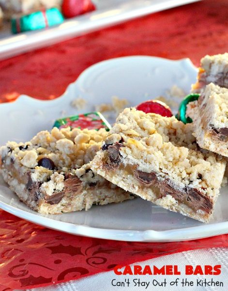 Caramel Bars (a.k.a. Turtle Bars) | Can't Stay Out of the Kitchen | these decadent & divine #brownies are like eating #TurtleCandies! They're filled with #chocolate chips, #caramels & pecans in a scrumptious streusel topping & crust. Perfect for #holiday baking & #Christmas #cookie exchanges.