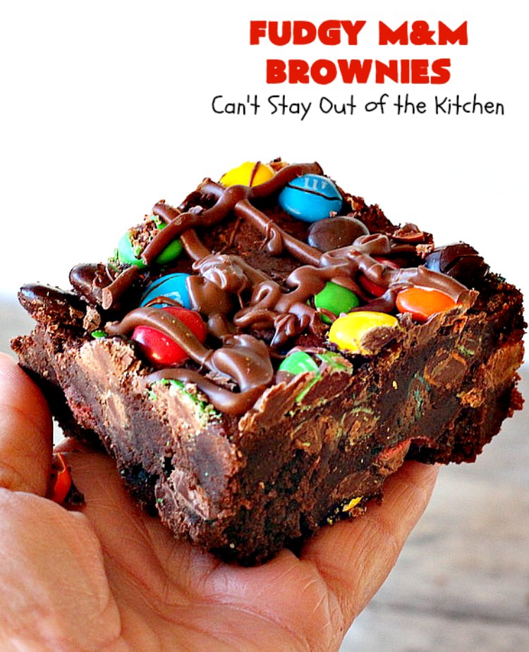 M&M brownies. Fingers crossed its fudgy inside. : r/FoodPorn