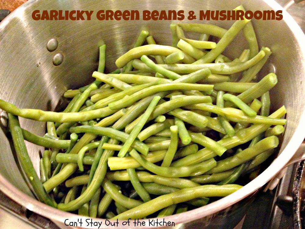 Garlicky Green Beans and Mushrooms Can't Stay Out of the Kitchen