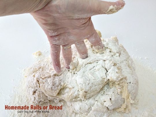 Homemade Rolls or Bread |Can't Stay Out of the Kitchen | these amazing homemade #rolls are reminiscent of #King'sHawaiianRolls. They are a little on the sweet side and so delicious. Wonderful for #holiday menus. #bread #homemadebread