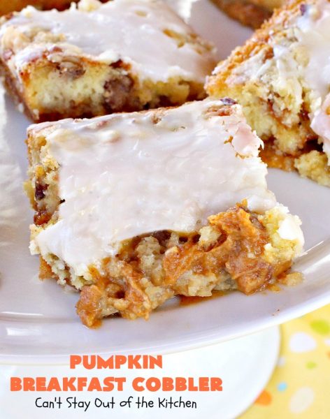 Pumpkin Breakfast Cobbler | Can't Stay Out of the Kitchen | this amazing #coffeecake is perfect for a fall #breakfast or #holiday breakfasts like #Thanksgiving. #pumpkin #cobbler