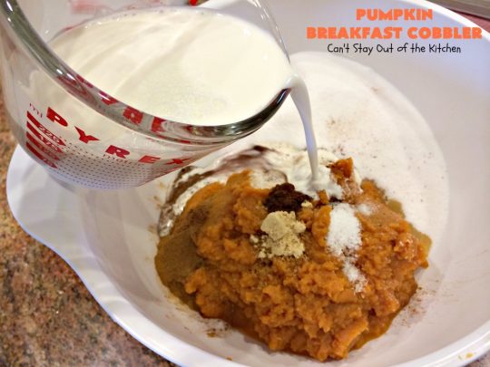Pumpkin Breakfast Cobbler | Can't Stay Out of the Kitchen | this amazing #coffeecake is perfect for a fall #breakfast or #holiday breakfasts like #Thanksgiving. #pumpkin #cobbler