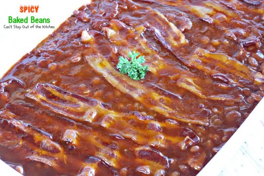 Spicy Baked Beans | Can't Stay Out of the Kitchen | great for summer picnics, these #bakedbeans have cayenne pepper for a little kick! #bacon