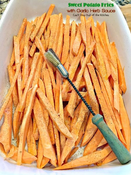 Sweet Potato Fries with Garlic Herb Sauce | Can't Stay Out of the Kitchen | these delectable #sweetpotatoes are a wonderful #sidedish for any meal. Great #holiday #casserole, too. #glutenfree #vegan #cleaneating