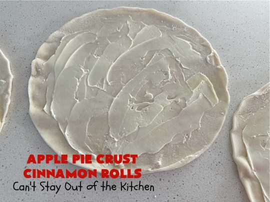 Apple Pie Crust Cinnamon Rolls | Can't Stay Out of the Kitchen | these fantastic #CinnamonRolls are made with #PieCrust & use only 5 ingredients! So easy & delicious. Terrific #brunch or #breakfast treat, but also great for #tailgating parties & potlucks as a #dessert. #AppleJelly #cinnamon #PieCrustCinnamonRolls #apples #5IngredientRecipe #ApplePieCrustCinnamonRolls