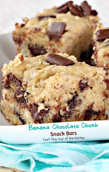 Banana Chocolate Chunk Snack Bars | Can't Stay Out of the Kitchen | delicious #shortbread bars with #bananas #chocolate chunks & #Greekyogurt. #dessert #cookie