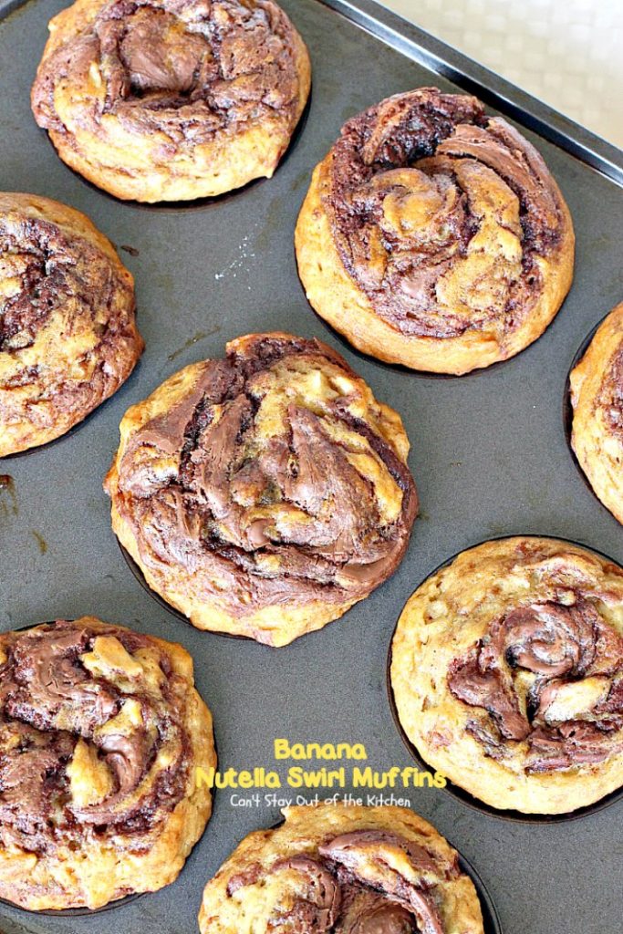 Banana Nutella Swirl Muffins | Can't Stay Out of the Kitchen | these #muffins are divine! You won't be able to stop eating them. Great for a #holiday #breakfast, too. #bananas #almonds #nutella