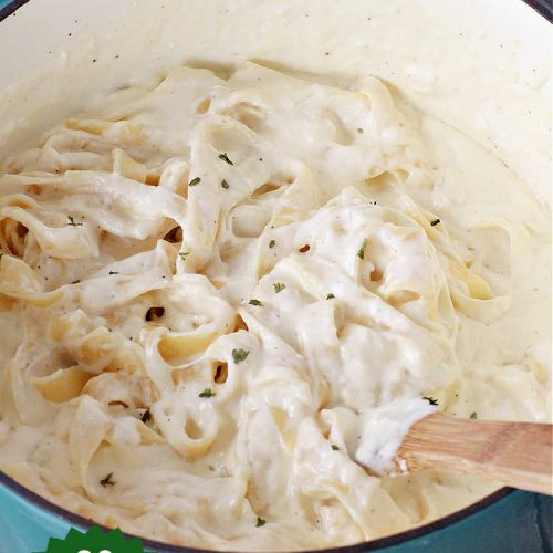 Copycat Olive Garden Fettuccine Alfredo | Can't Stay Out of the Kitchen | Enjoy #OliveGarden's #FettuccineAlfredo at home with this fantastic #CopycatRecipe. Ready in less than 30 minutes! Every bite will have you salivating for more. #noodles #pasta #fettuccine #ParmesanCheese #OliveGardenFettuccineAlfredo #CopycatOliveGardenFettuccineAlfredo