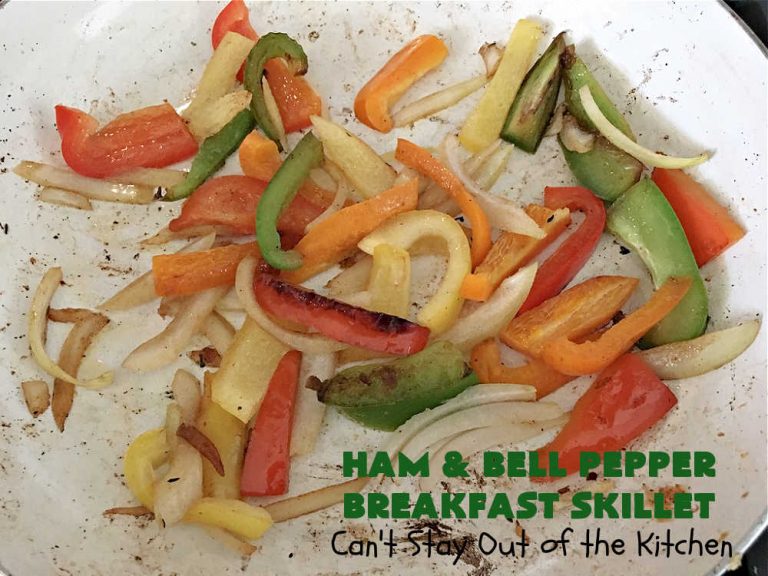 Ham and Bell Pepper Breakfast Skillet Can't Stay Out of the Kitchen