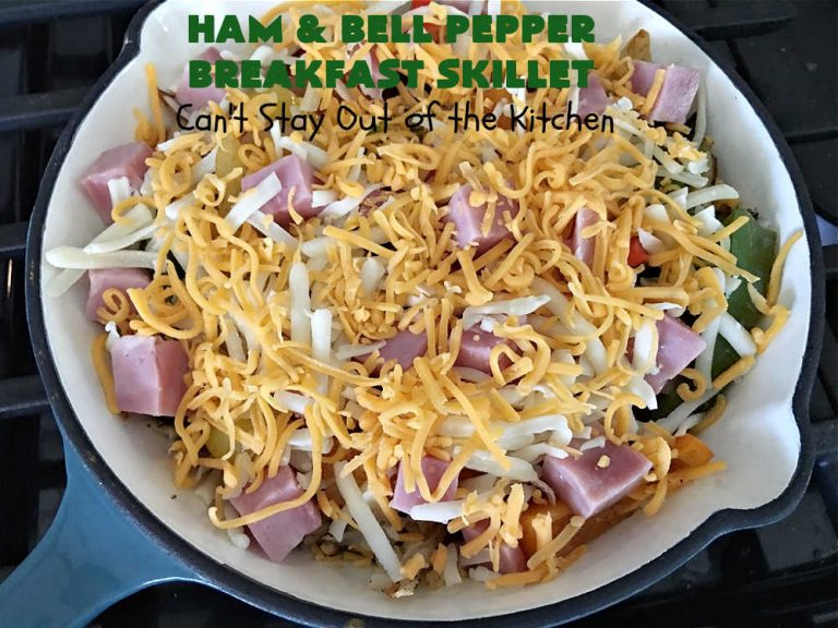 Ham and Bell Pepper Breakfast Skillet Can't Stay Out of the Kitchen