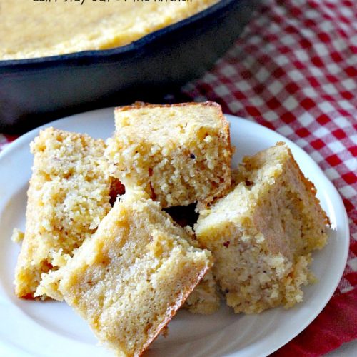 Honey Buttermilk Cornbread | Can't Stay Out of the Kitchen | my favorite #cleaneating version of #cornbread that is incredibly delicious. Bake in a #castironskillet or baking dish. Great #breakfast idea.