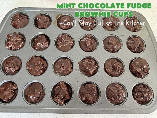 Mint Chocolate Fudge Brownie Cups | Can't Stay Out of the Kitchen | These luscious #brownies include #cocoa, #ChocolateChips, a #SemiSweetChocolateBakingBar & #MintFudgeFlavoredBakingChips (like #AndesMints!) They are so delectable you'll be swooning over every bite. Perfect for #tailgating, a #potluck, #BackyardBarbecue or #ChristmasCookieExchange. #chocolate #MintChocolate #MintChocolateFudgeBrownieCups