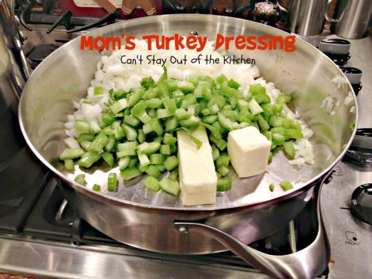 Mom's Turkey Dressing | Can't Stay Out of the Kitchen | mouthwatering old-fashioned #turkey #stuffing recipe. #turkeydressing #turkey #Thanksgiving