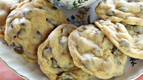 1993 Tupperware Chocolate Lovers Cookies Cookbook 