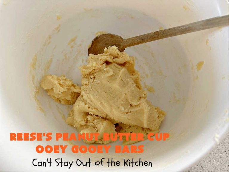 Reese’s Peanut Butter Cup Ooey Gooey Bars Can't Stay Out of the Kitchen