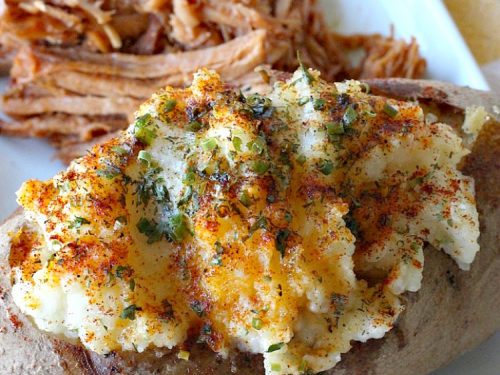 https://cantstayoutofthekitchen.com/wp-content/uploads/Skinny-Stuffed-Baked-Potatoes-51d74-500x375.jpg