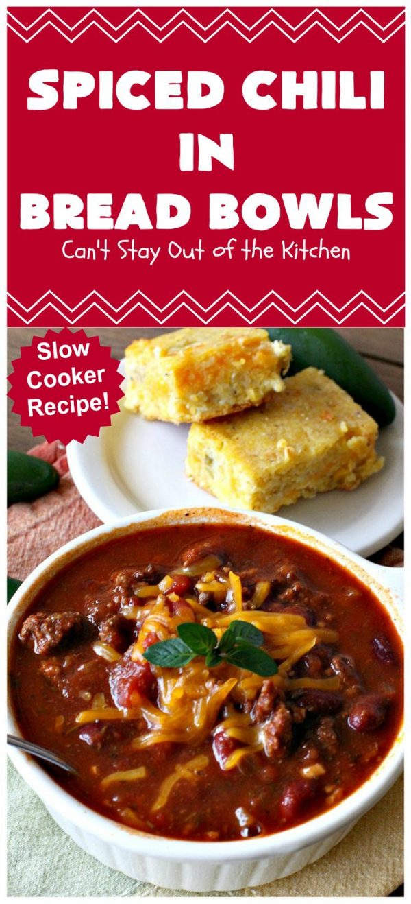 Spiced Chili in Bread Bowls Can't Stay Out of the Kitchen