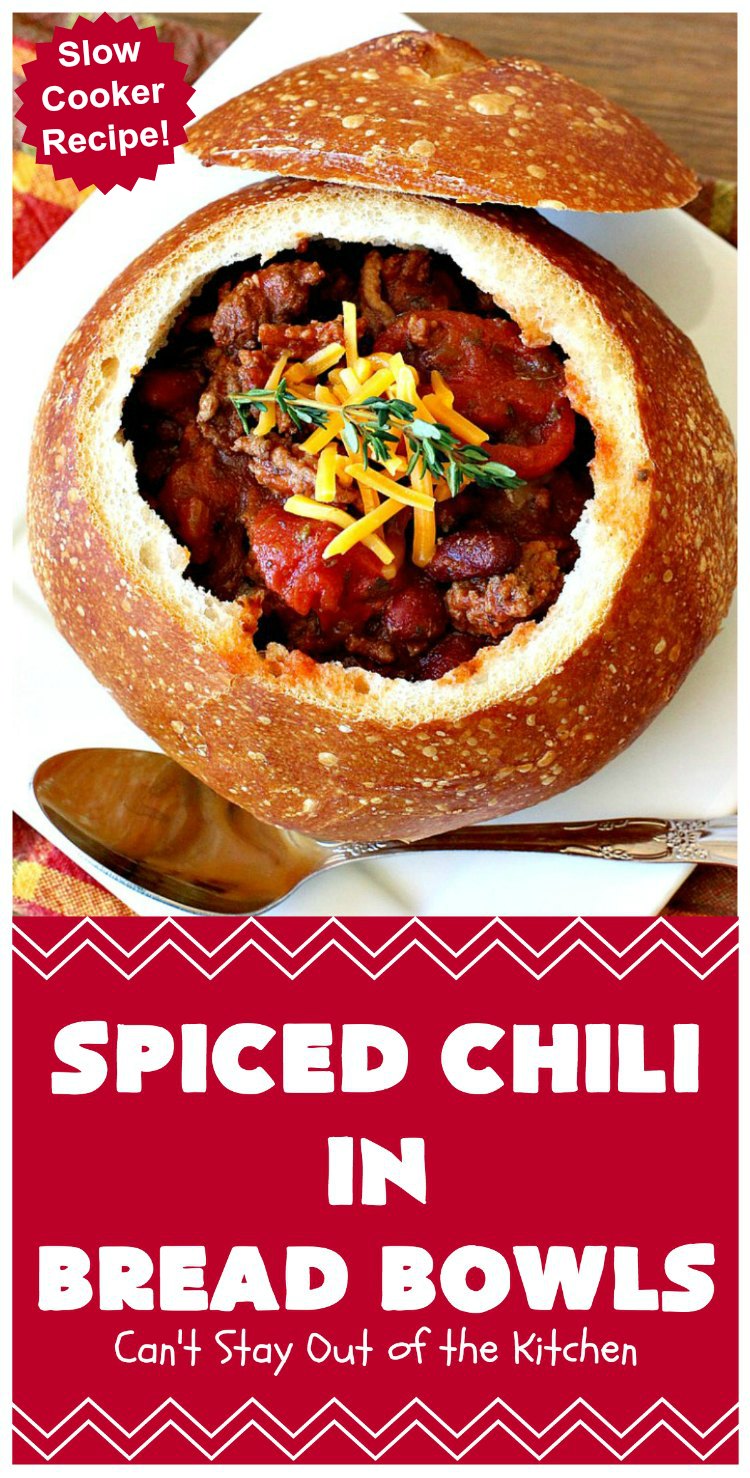 Spiced Chili in Bread Bowls Can't Stay Out of the Kitchen