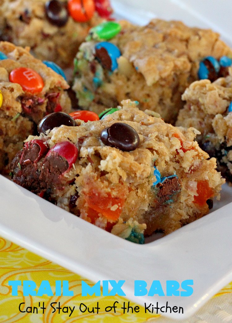 Trail Mix Bars Can't Stay Out of the Kitchen