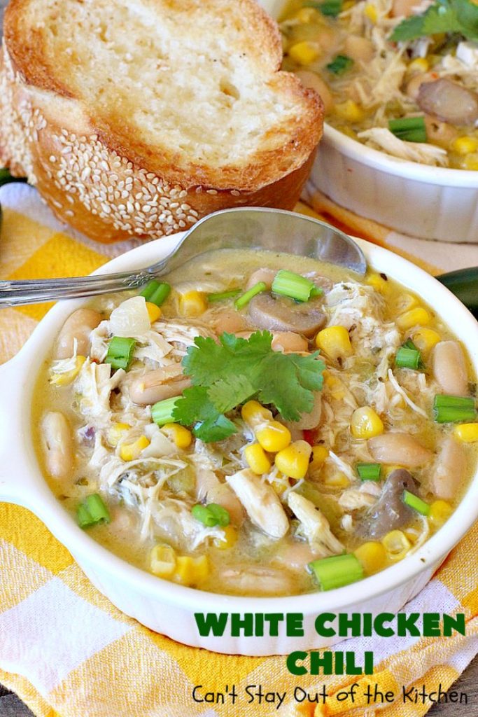 White Chicken Chili | Can't Stay Out of the Kitchen | We love this amazing #TexMex #soup. It's the perfect  #chili for cold, winter nights. Healthy &  #glutenfree. #chicken